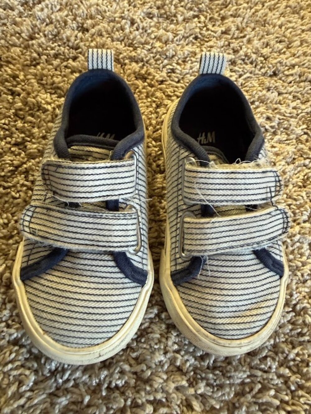 H&M Toddler Canvas Blue & White Velcro Sneaker (Size 23/US 6.5)